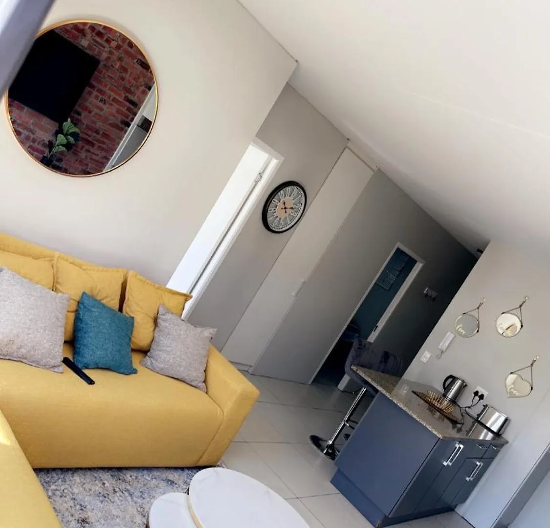 Spacious 2 Bed Apartment With Mountain Views The Factory Cape Cape Town South Africa